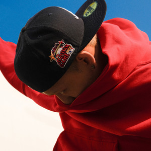 白俄罗斯18岁美女抠逼老板性感抠逼逼大白屁股pp
